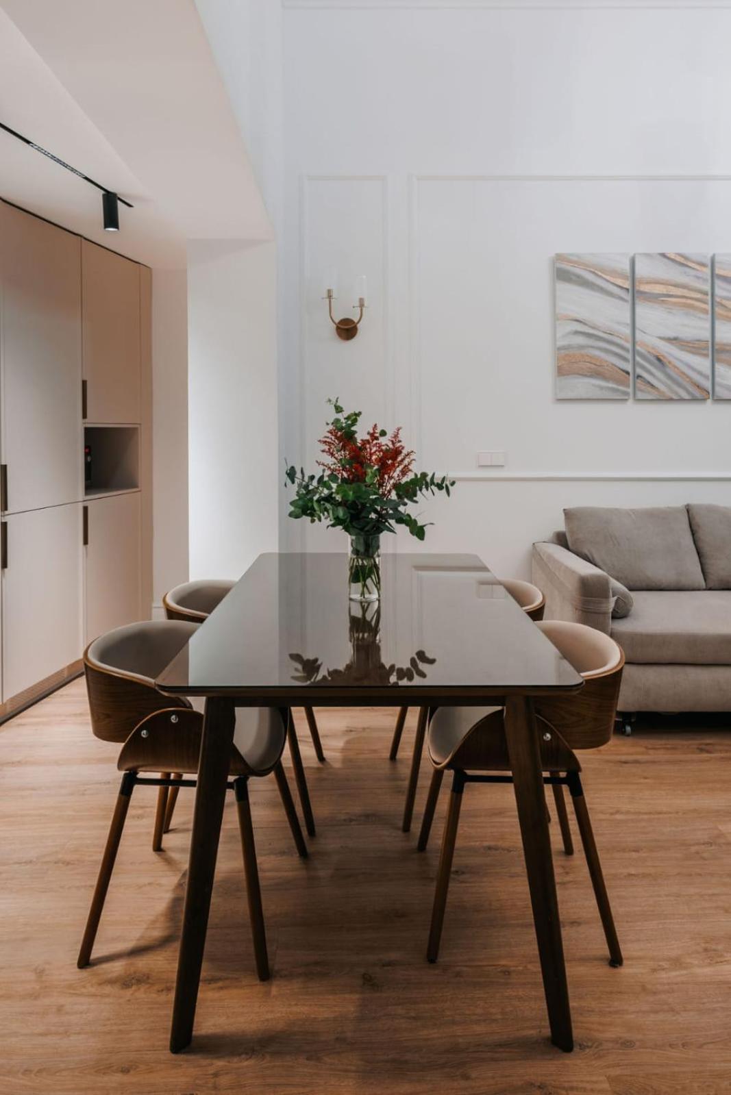 Stunning Apartment Near Gran Via Metro Madrid Buitenkant foto